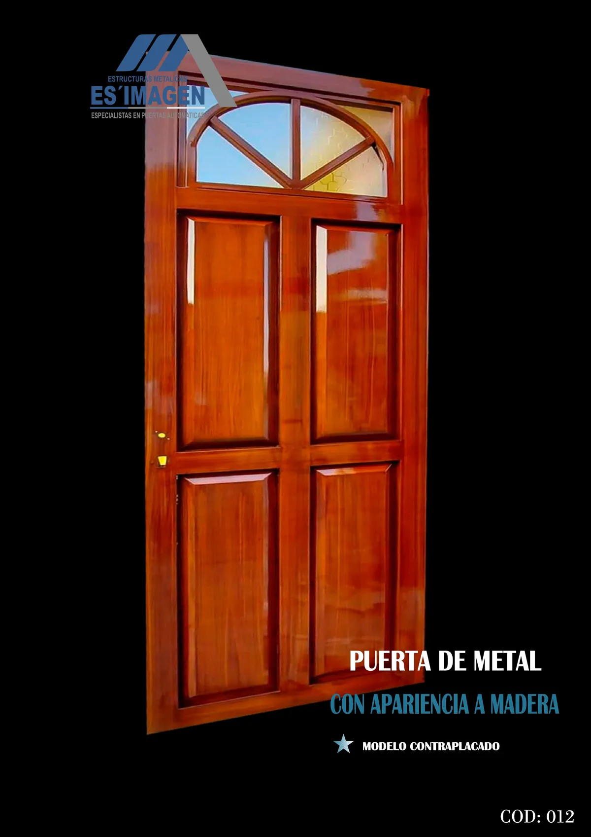 Foto real de la puerta de metal contraplacada con acabado tipo madera, modelo COD012